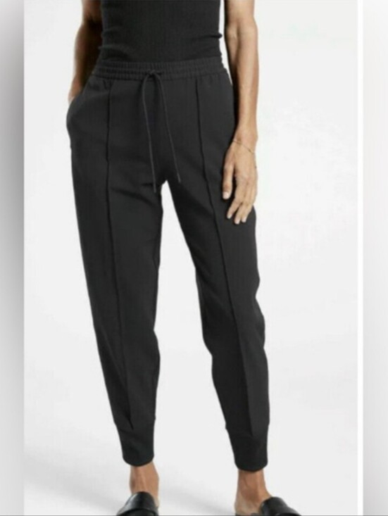 Athleta Pants - Athleta Endeavor Jogger Pant Size 10